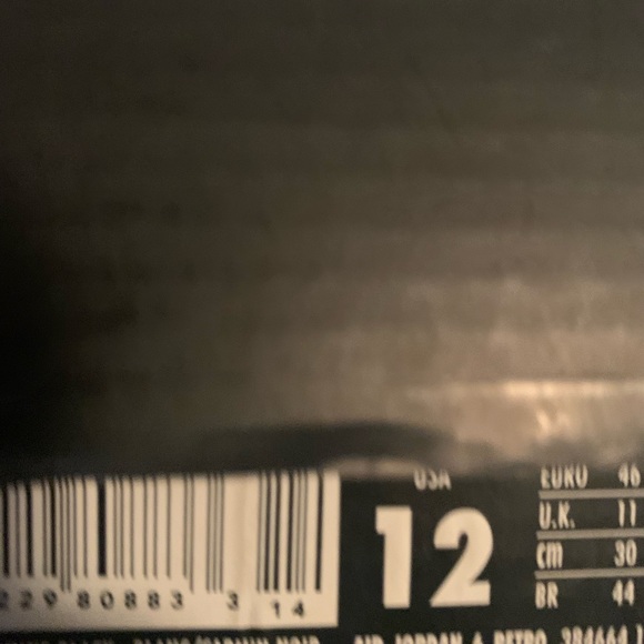 Air Jordan 6 Carmine - Picture 3 of 5